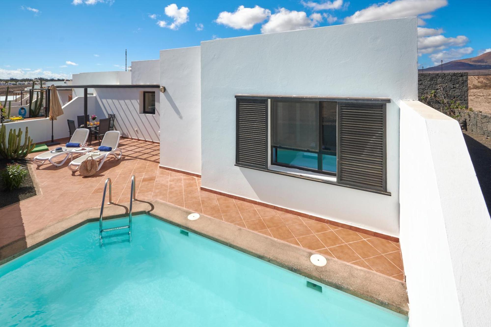 Maria De Timanfaya - Sea And Mountains Views, Pool, Wifi, 15 Minutes Walk To Marina Rubicon * Playa Blanca (Lanzarote)
